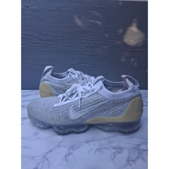 New Nike Air Vapormax 2021 FK Womens White/White-Pure Platinum Sz 10 DC4112-100 - Picture 4 of 8